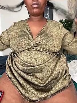 fatpussydallx online show from April 12, 8:17 am