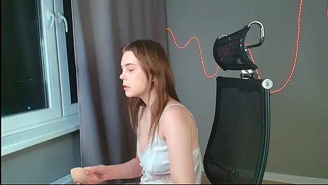 LeksaLove online show from February 25, 8:29 pm