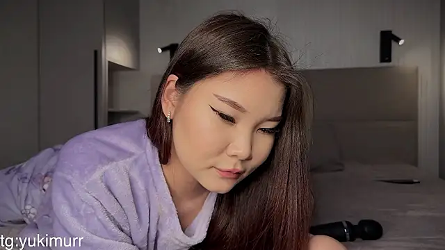 iamyuki online show from February 4, 11:52 pm