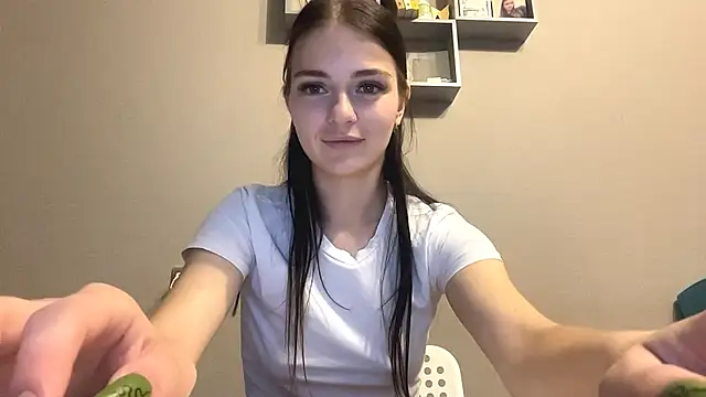 Snapshot of TianaWidell chatting on September 18, 12:58 pm TianaWidell online show from September 18, 12:58 pm