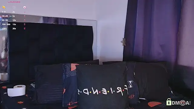 madisonwalkeeer online show from April 9, 6:35 pm