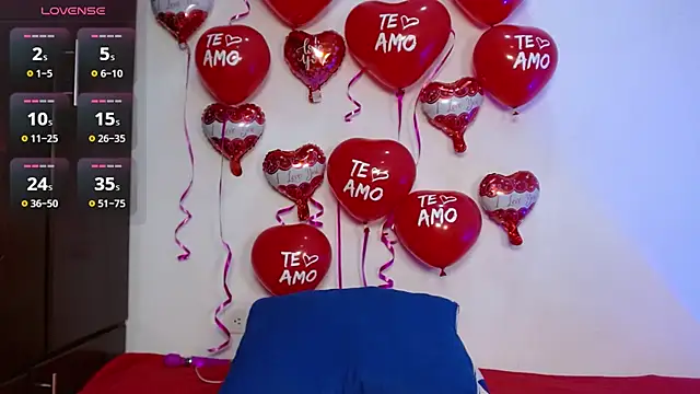 Kayla21  online show from February 12, 1:35 pm