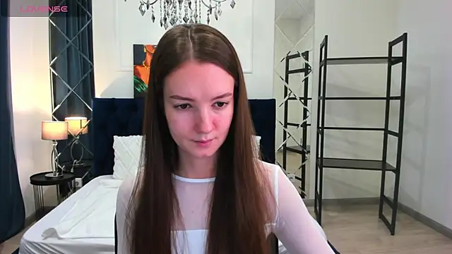 LoraSunnyy online show from November 23, 1:19 am