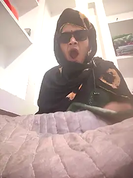 Sexi savitri online show from December 16, 5:30 pm