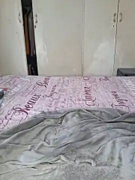 keisha051990 online show from December 18, 1:05 pm