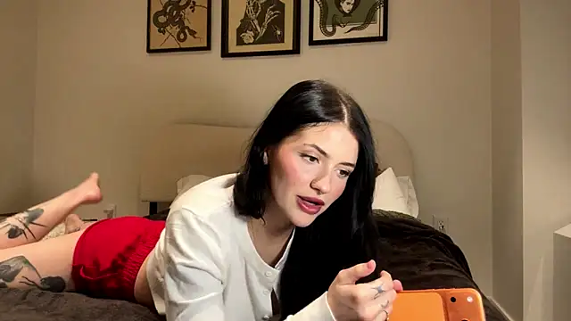 devingodsin online show from February 28, 1:49 am