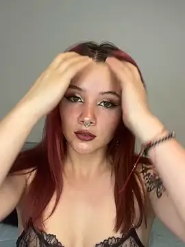 Snapshot of julse_ chatting on October 28, 6:35 pm julse  online show from October 28, 6:35 pm