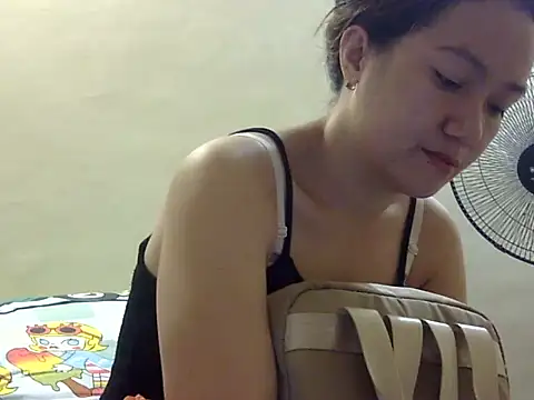 Snapshot of Lovelyclaya chatting on October 17, 1:58 pm Lovelyclaya online show from October 17, 1:58 pm