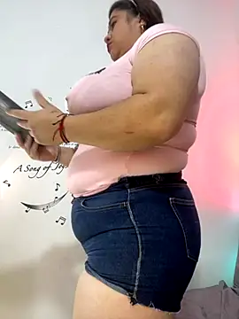 Snapshot of SafiroFer chatting on October 11, 9:39 pm SafiroFer online show from October 11, 9:39 pm