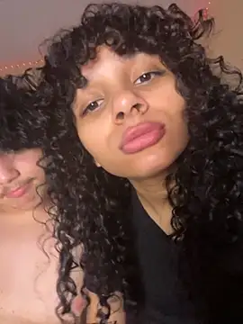 Casal-foda braba online show from December 4, 1:19 am