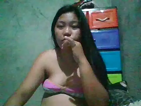 nikki zapphire online show from March 30, 1:44 pm