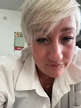 Rozendefotz online show from April 7, 1:02 pm