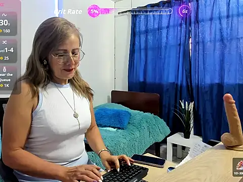 Snapshot of vanesa_mystic2 chatting on October 6, 12:55 pm vanesa mystic2 online show from October 6, 12:55 pm