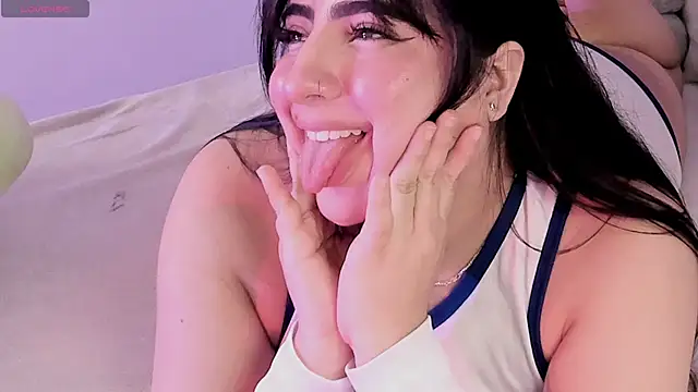 Camila Matinez  online show from November 5, 1:00 am