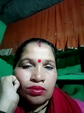 Manavi x online show from November 2, 4:10 pm