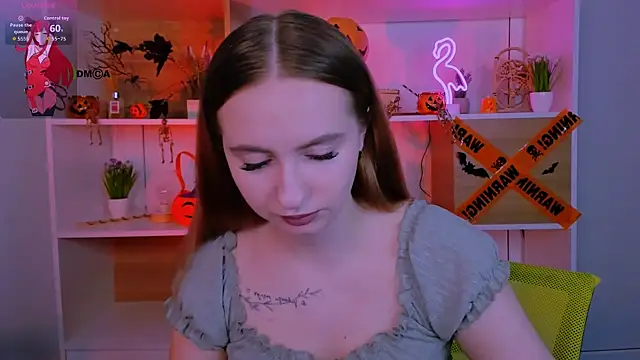 mila glow1 online show from October 30, 8:43 pm