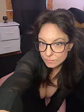 EvaGirl8877 online show from October 20, 8:34 pm