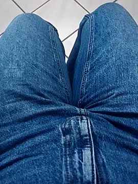 Horny mummy online show from November 17, 2:18 pm