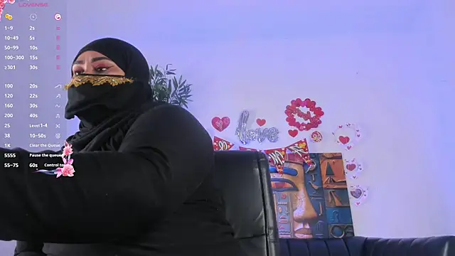 samanee konn online show from May 28, 11:57 pm