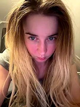 ellieen online show from November 13, 11:26 pm