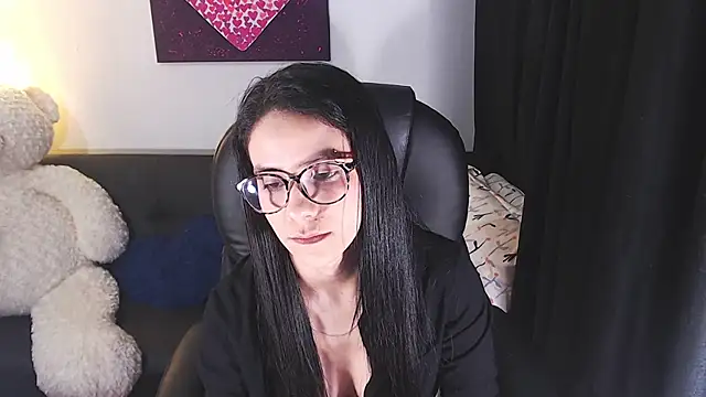 Ashley olivares online show from December 4, 1:30 am