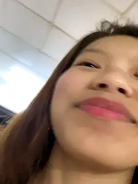 Snapshot of Mai_bb chatting on September 22, 4:16 pm Mai bb online show from September 22, 4:16 pm