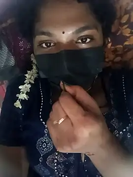 Snapshot of swetha01430 chatting on September 13, 9:01 pm swetha01430 online show from September 13, 9:01 pm