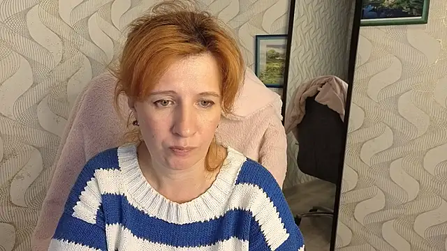 Elannaria online show from September 18, 5:55 pm