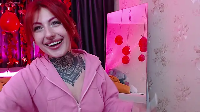 Nina Blum  online show from February 13, 7:43 am