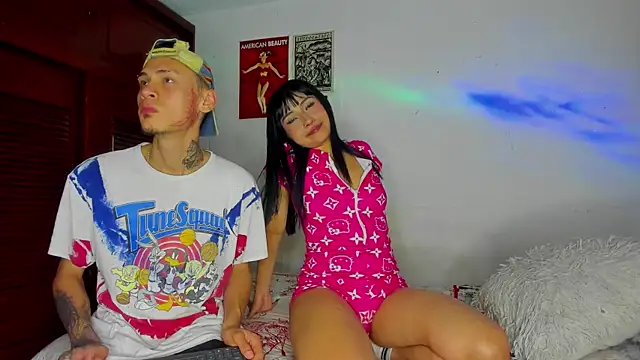 cold snow013 online show from September 11, 4:24 am