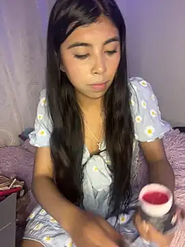 DianeSuns  online show from February 13, 4:25 am