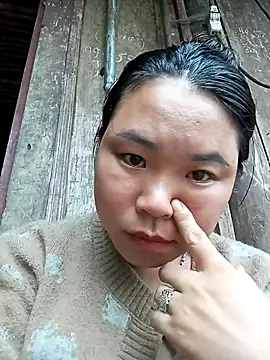 may-squirl online show from October 4, 2:06 am