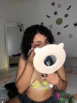 ViolettaMiller  online show from October 17, 1:25 pm