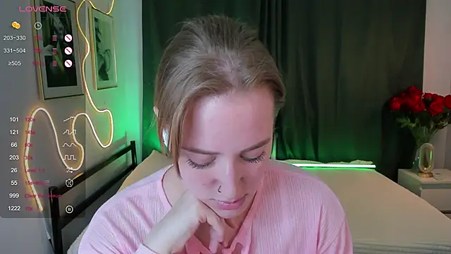 Alice Cire online show from December 3, 2:19 pm