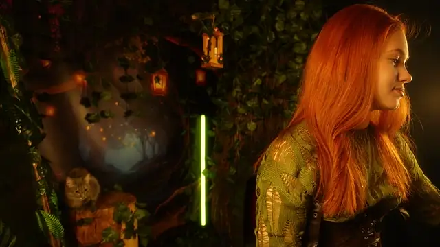 eliz gallen online show from October 19, 8:44 pm