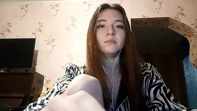 Snapshot of Sophiecuttie chatting on September 26, 5:10 pm Sophiecuttie online show from September 26, 5:10 pm
