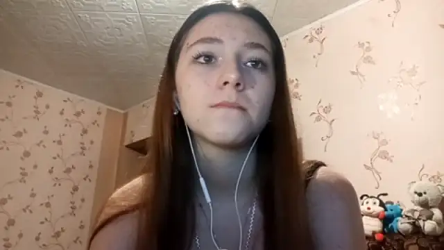 Snapshot of Sophiecuttie chatting on September 20, 3:32 pm Sophiecuttie online show from September 20, 3:32 pm