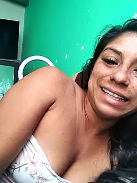Snapshot of AnggelicaSwan21 chatting on October 3, 1:16 pm AnggelicaSwan21 online show from October 3, 1:16 pm