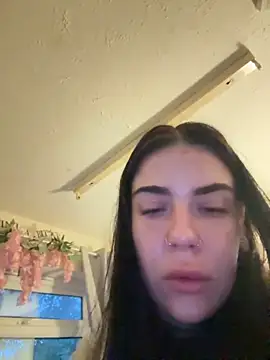 valentinalamont online show from October 13, 6:27 am