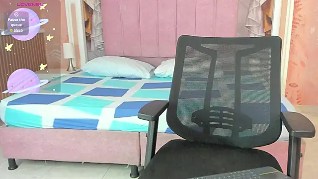 Ivy rae xxx online show from November 26, 3:35 pm