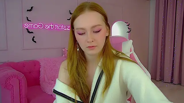 AgataFoxley online show from October 20, 7:11 am