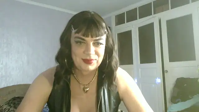 NiraFrost online show from October 26, 6:14 pm