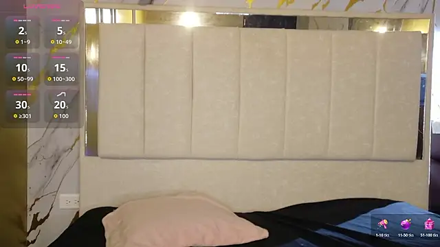 Olivia11  online show from March 25, 1:14 pm