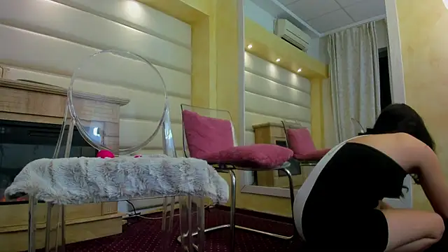 Jelly Bee online show from October 24, 7:32 pm