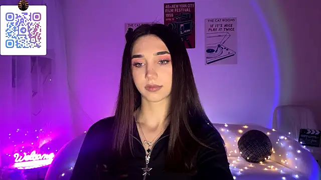 LinaMour online show from April 8, 10:23 pm