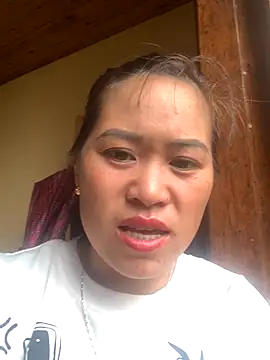 tuyetnhi-00 online show from September 10, 3:06 am