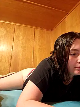 YoungLiisaxx online show from March 16, 9:41 pm