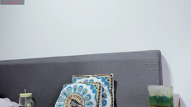 nuonuo321 online show from November 7, 9:48 am