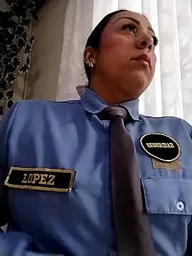 CRISTAL  11 online show from October 8, 1:37 pm