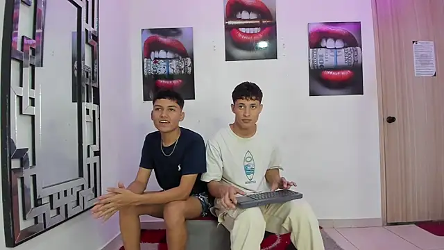 GRETTY BOYS online show from December 2, 1:29 am